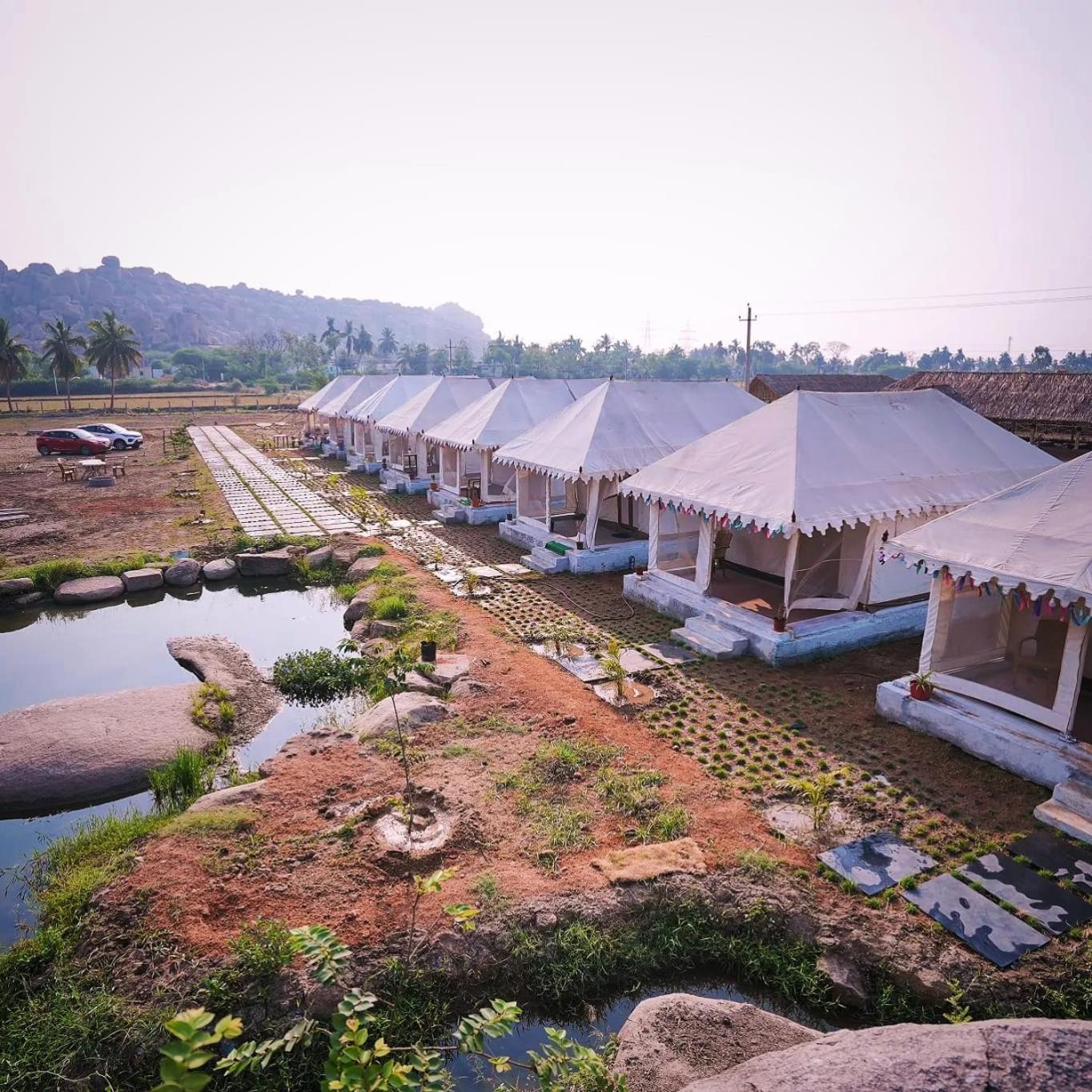 Murali Guesthouse ฮัมปี ภายนอก รูปภาพ